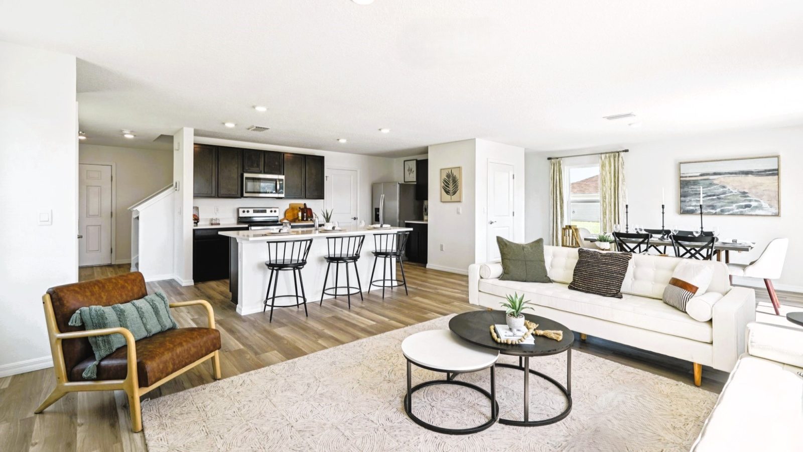 001 8 Elston Living Room3