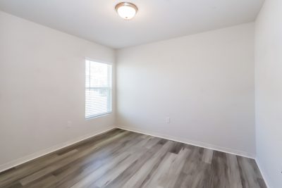 011 Bedroom ET21004