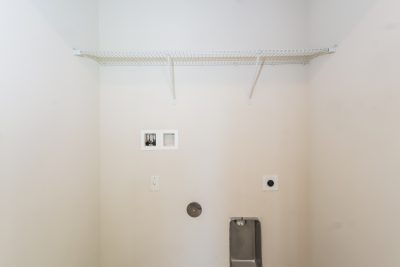 014 Laundry Room ET21004