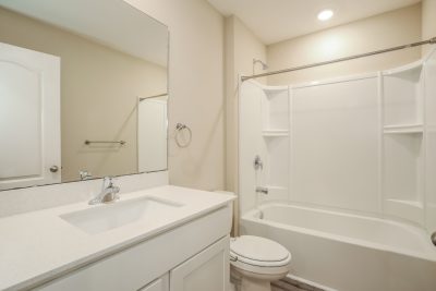 012 photo bathroom 13255301