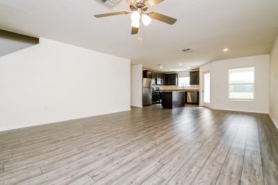 005 Living Room ET31301