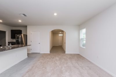 003 Living Room ET51202