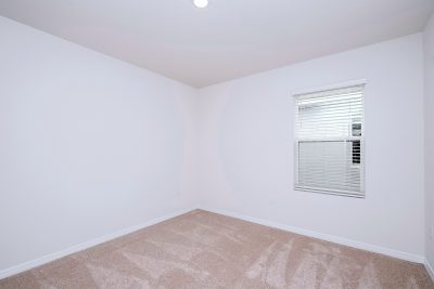 010 photo bedroom 10160060