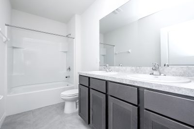 013 photo bathroom 10160057