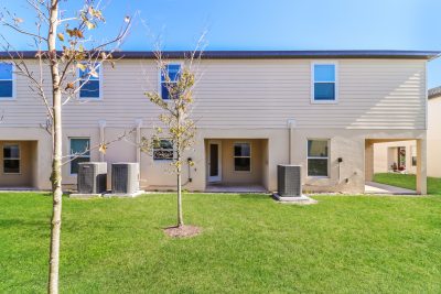 020 Rear View ET61154