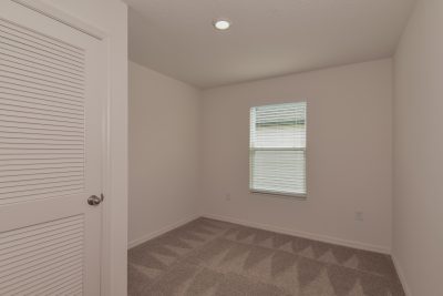 009 Bedroom ET61155