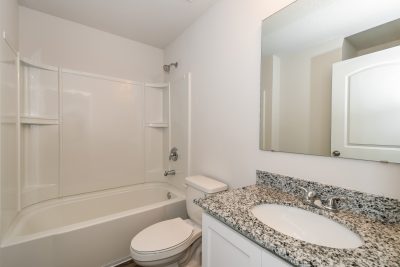 014 Bathroom ET51315
