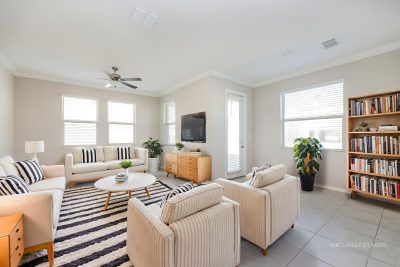 002 018 photo no caption 15125487