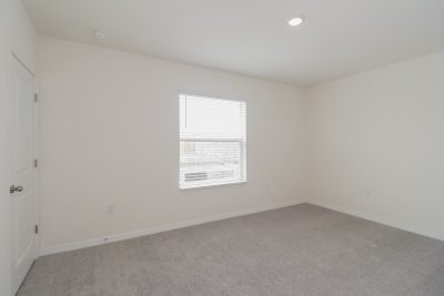 011 Bedroom ET41183