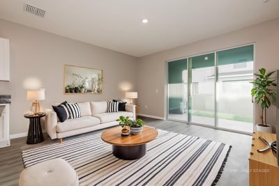 003 photo vs living room 14890959