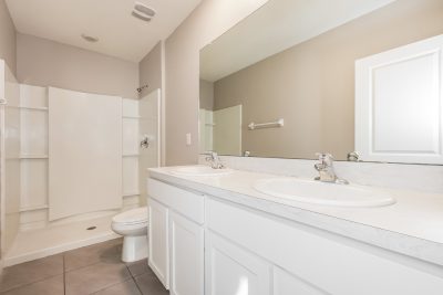 011 014 photo main bathroom 14890642