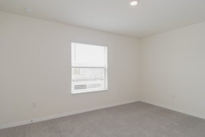 011 photo bedroom 11017995
