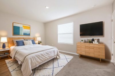 005 photo vs main bedroom 14890960