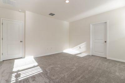 008 Main Bedroom ET51211