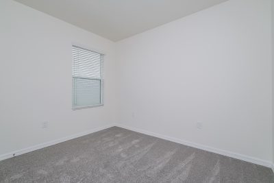 010 Bedroom ET61157