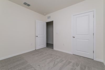 011 Bedroom ET61157
