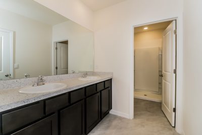 009 Main Bathroom ETA1068