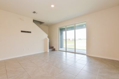 002 photo living room 12583847