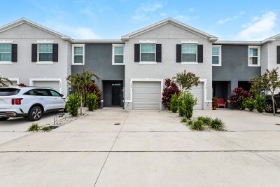 000 photo front view 13965925