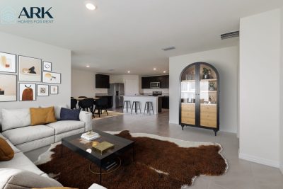 002 8578 Triumph Cir 002 Living Room 2 ET61171 22 05 24 22 52