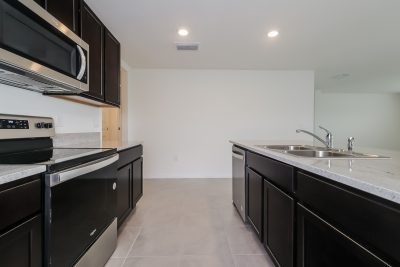 005 Kitchen ET61171