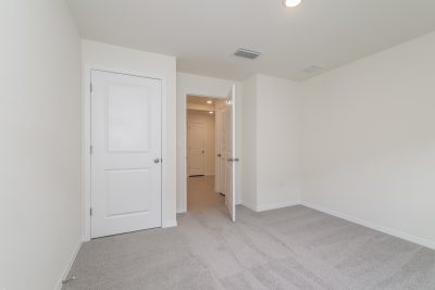 011 Bedroom ET61171