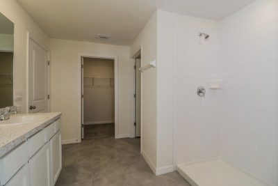 012 photo bathroom 11269875