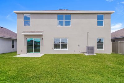 013 photo rear view 11269877