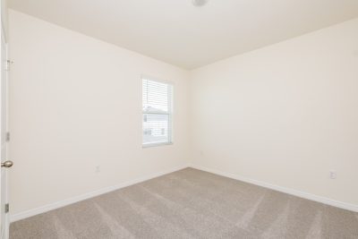 011 Bedroom ET81110