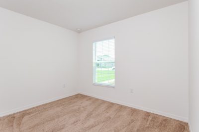 012 Bedroom ET11018