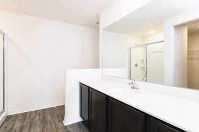 009 photo main bathroom 13127267 2