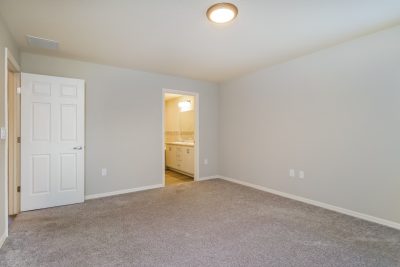 009 photo main bedroom 12579907