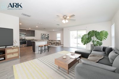 002 325 Kensington View Dr 001 photo living room 10433897 29 02 24 05 07