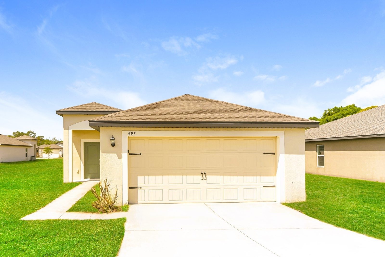 000 photo front view 15284006