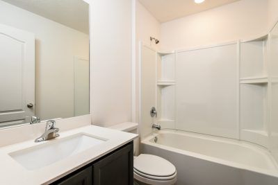 013 photo bathroom 13127503