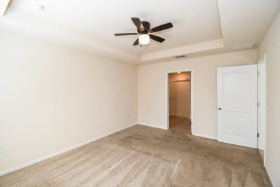 008 photo Main Bedroom 77731d79 d81f 41c6 ac2b 5e9533d20604