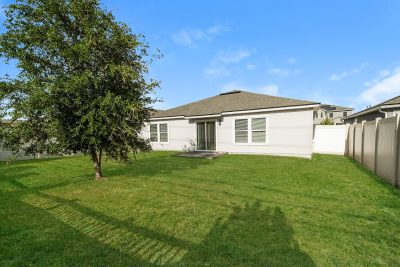 014 photo Rear View 2492d187 98d8 4089 b473 682a1d3fbffb