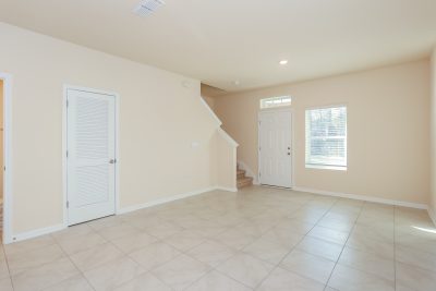 001 photo living room 10144763