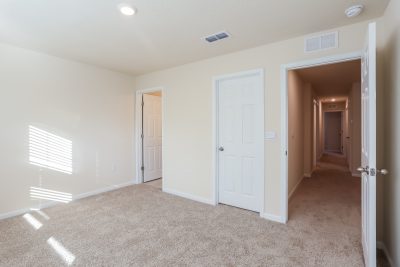 011 012 photo main bedroom 10144768