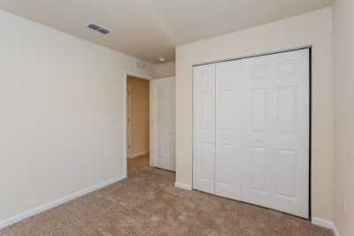 009 photo main bedroom 10144771