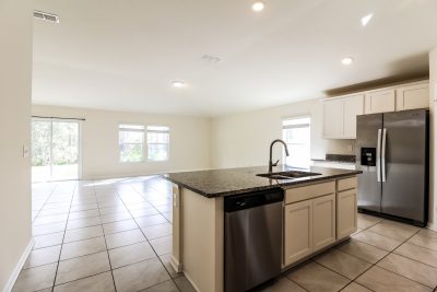 005 Kitchen ET42057