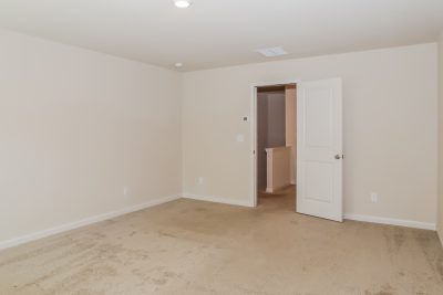 005 photo main bedroom 13159336