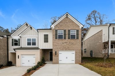 014 Front View 14973404