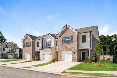 012 photo front view 14667098