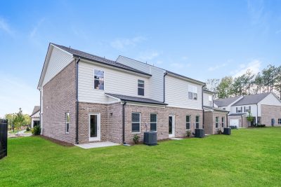 014 photo rear view 14667099