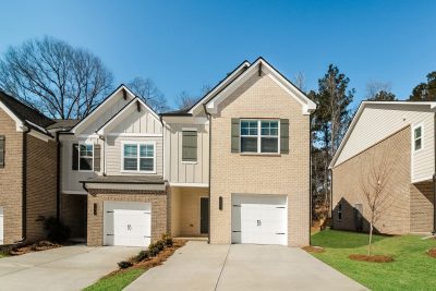 014 Front View 15140621