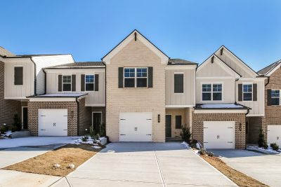 014 Front View 15140613