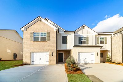 014 Front View 15206126