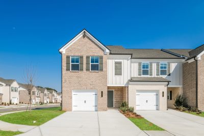 014 Front View 15274019