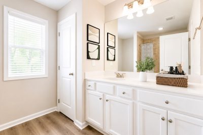 004 photo main bathroom 14672371 1